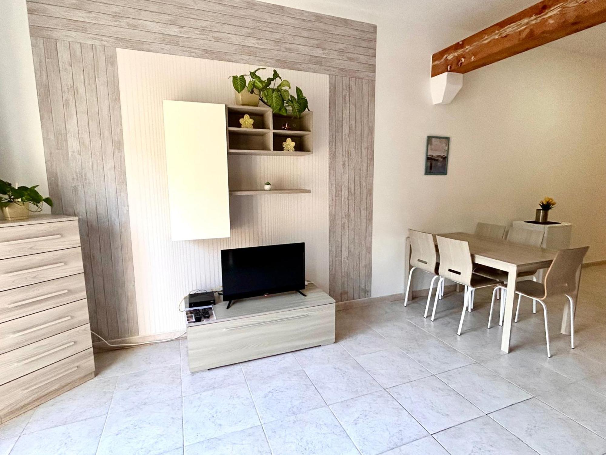 Arzella Apartments Xlendi Stylish Stay Near Beach Local Eats Eksteriør bilde
