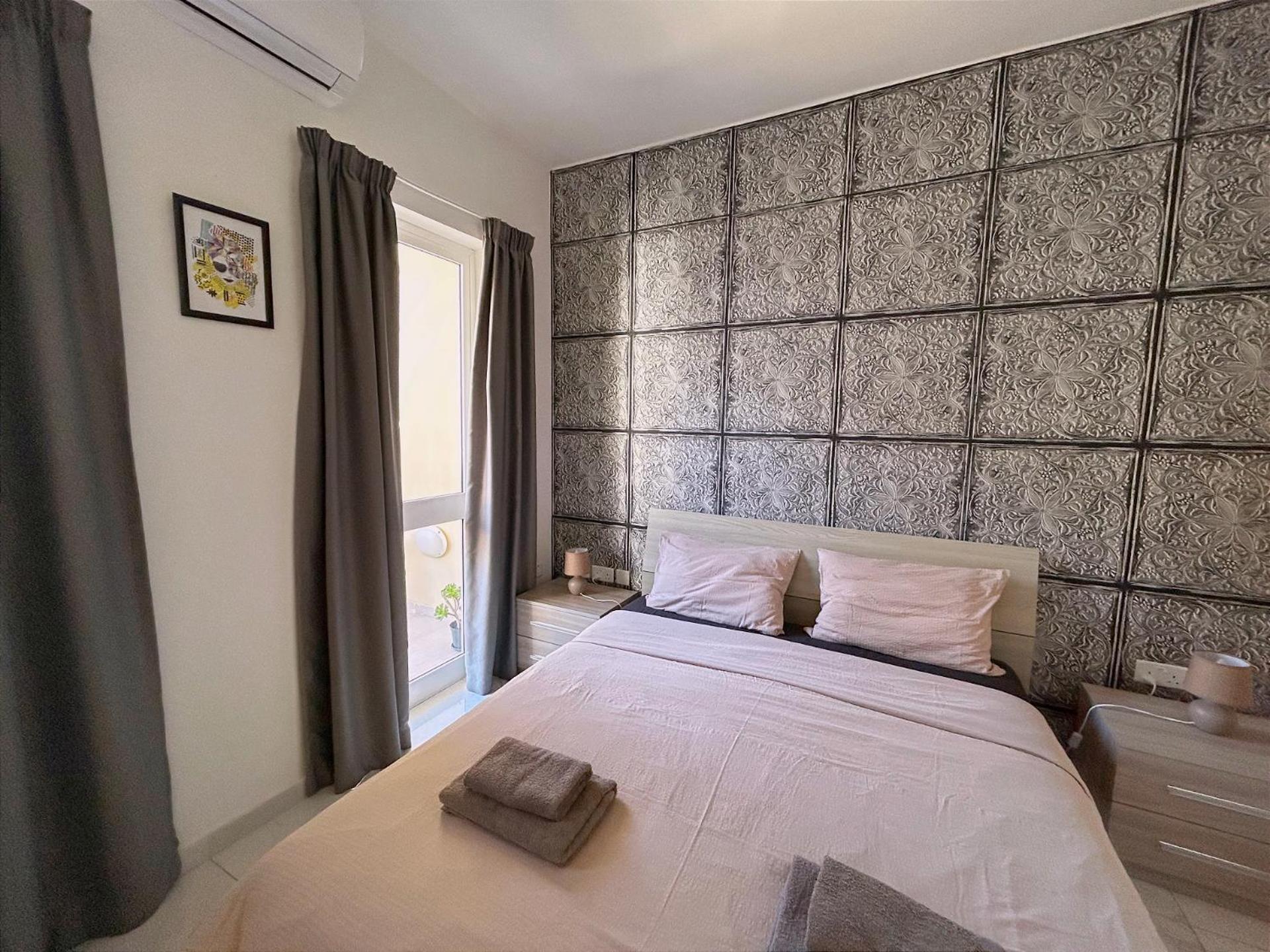 Arzella Apartments Xlendi Stylish Stay Near Beach Local Eats Eksteriør bilde