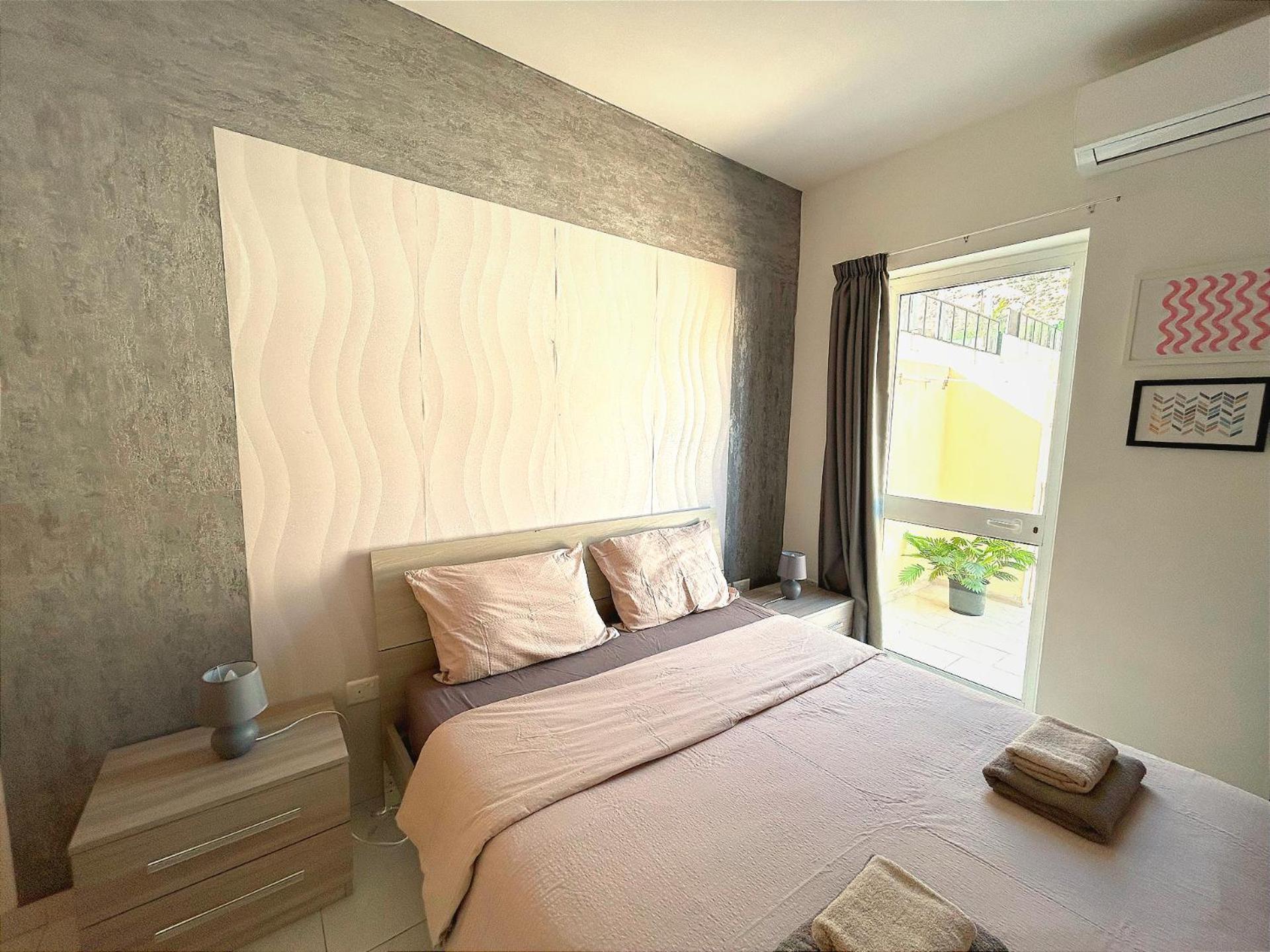 Arzella Apartments Xlendi Stylish Stay Near Beach Local Eats Eksteriør bilde
